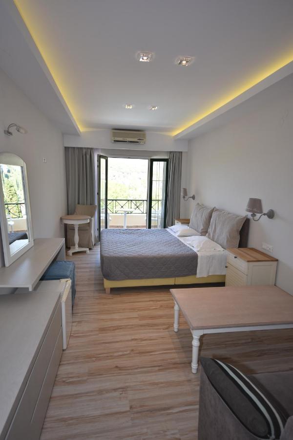 Callisto Beach Hotel Liapades Exterior foto